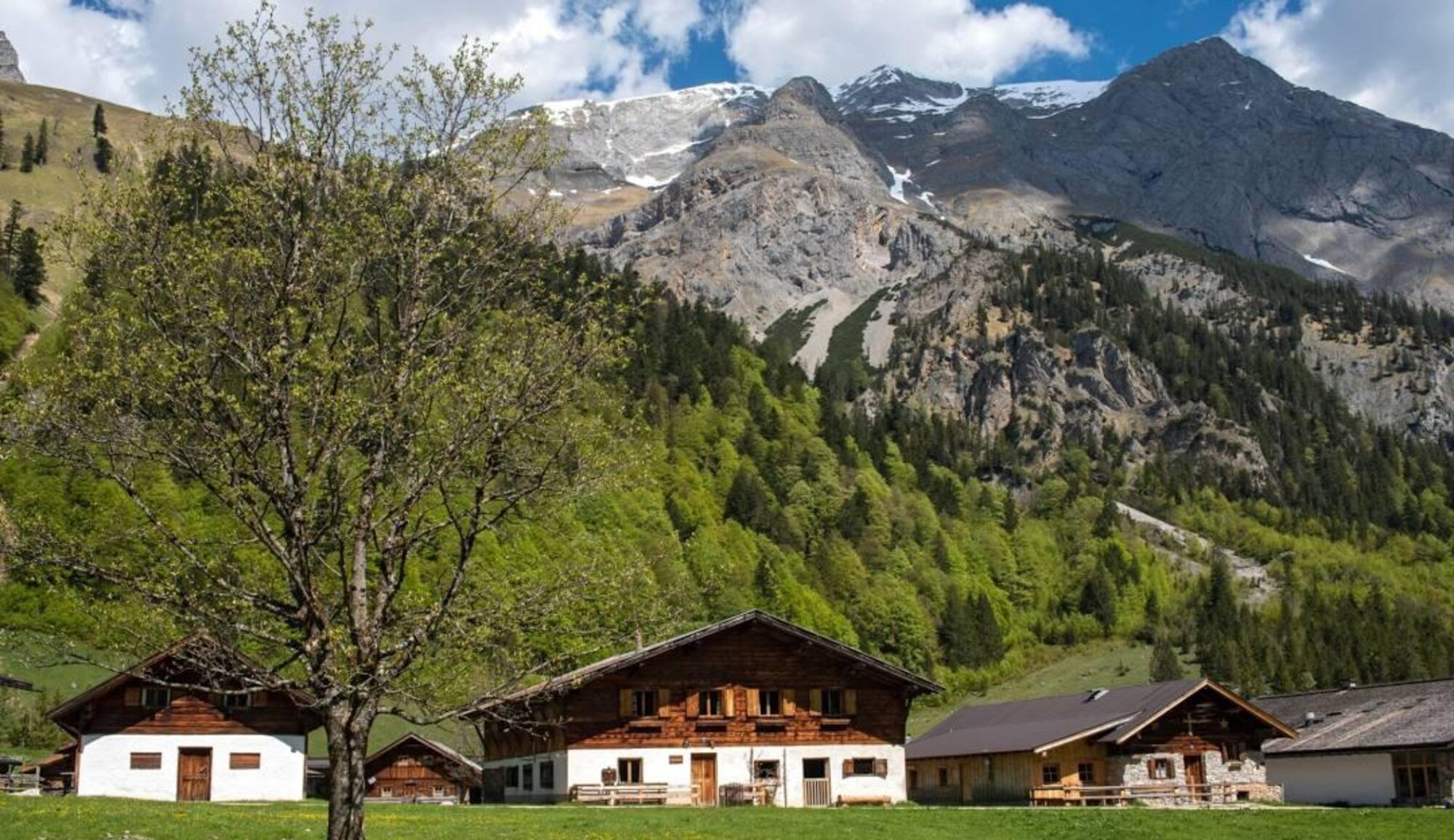 Berghütten in den Alpen