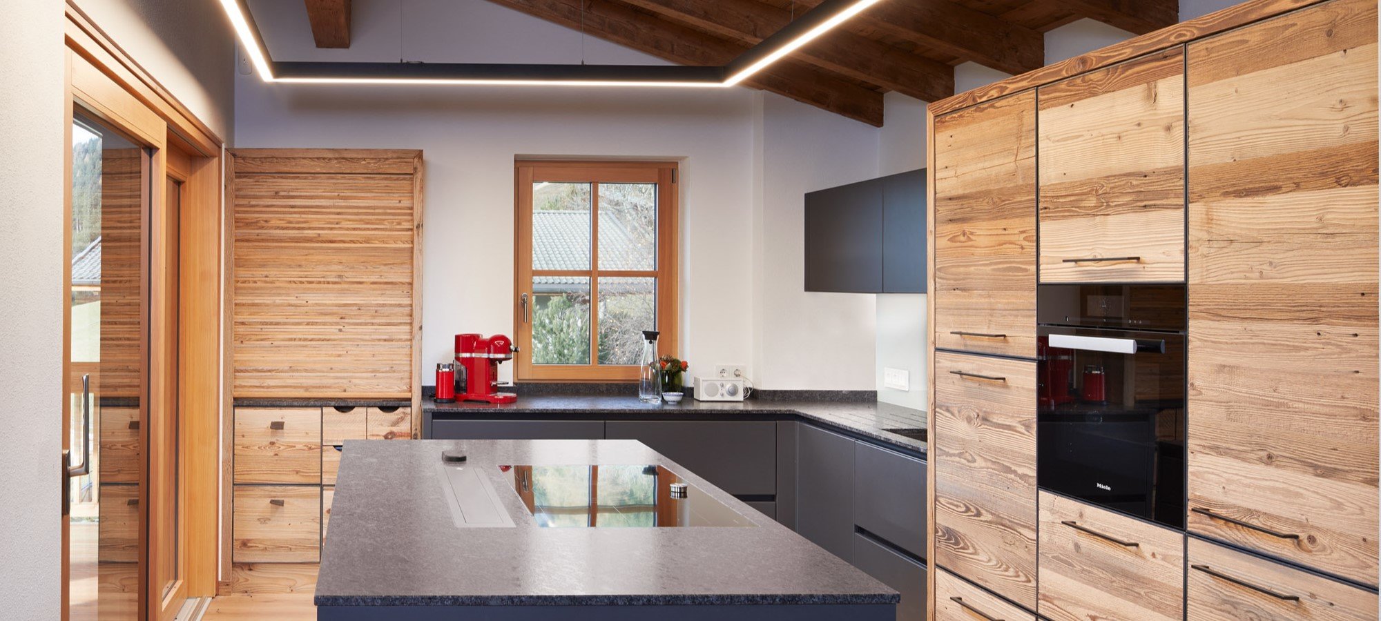 Luxus Chalet Saalbach Hinterglemm Küchenzeile