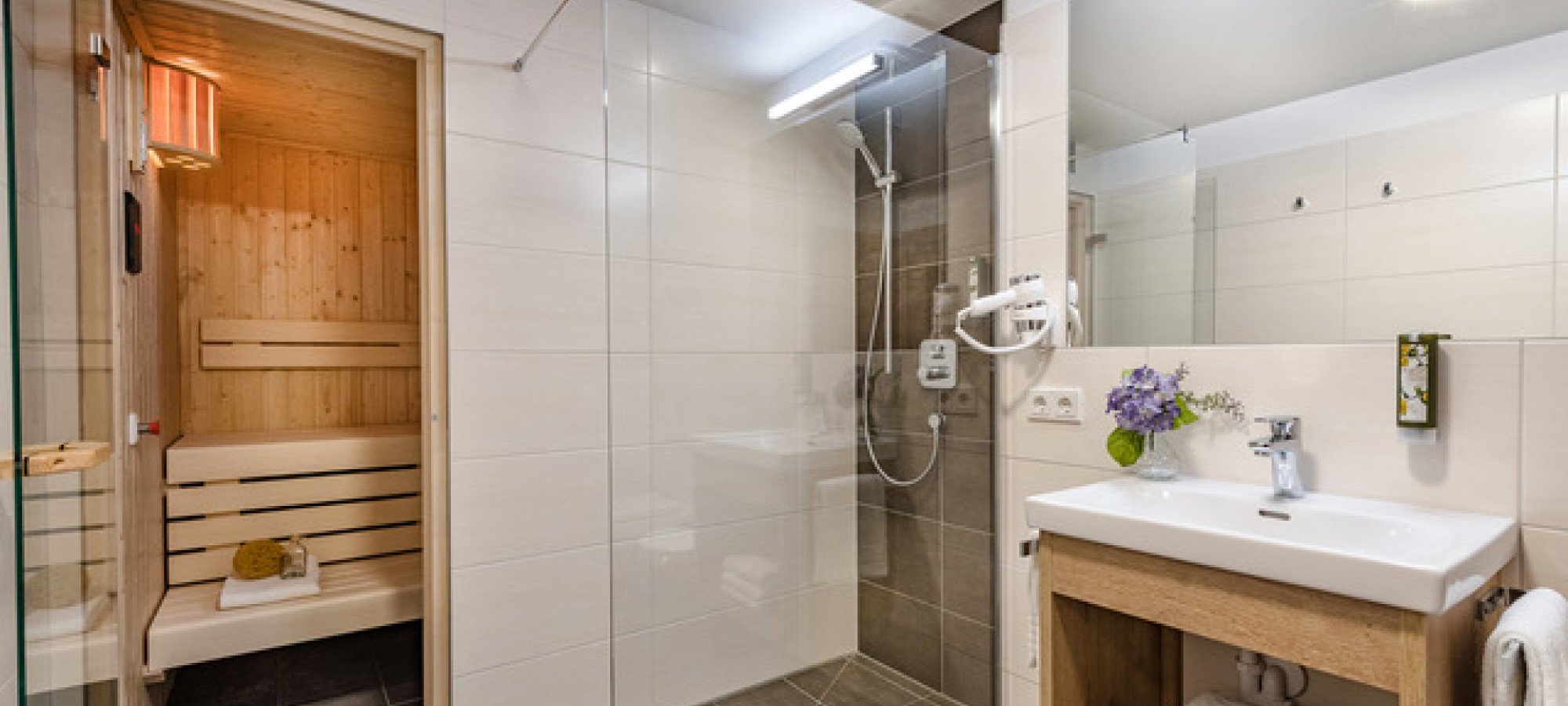 Badezimmer einer Immobilie bei Zell am See